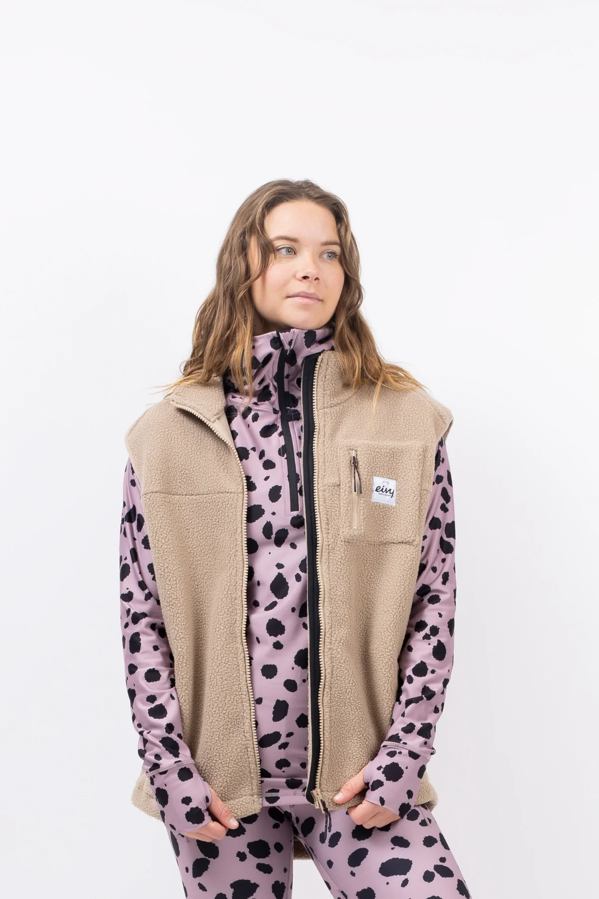 LUMBERJACKIE SHERPA VEST - Image 15