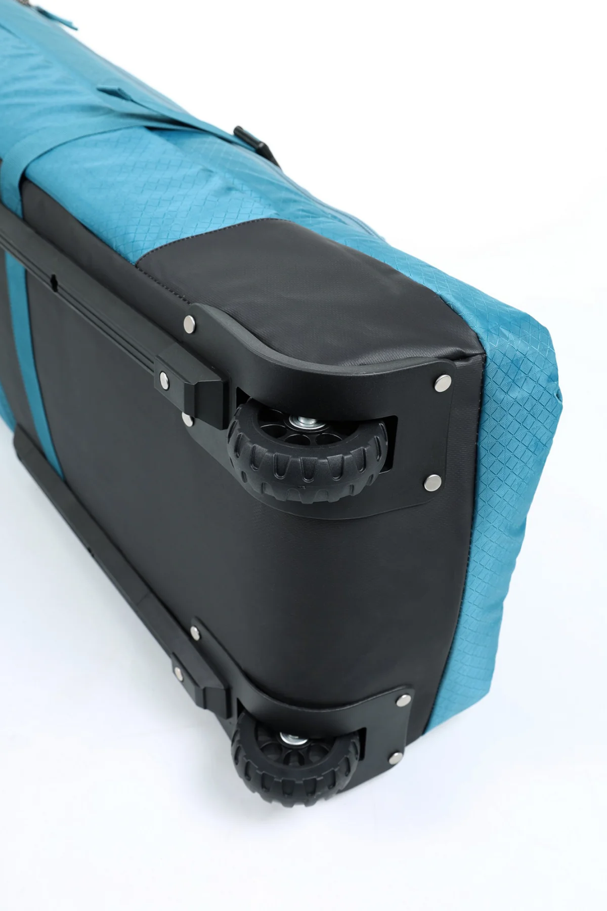 TRACKER WHEELIE BOARD BAG - Image 4